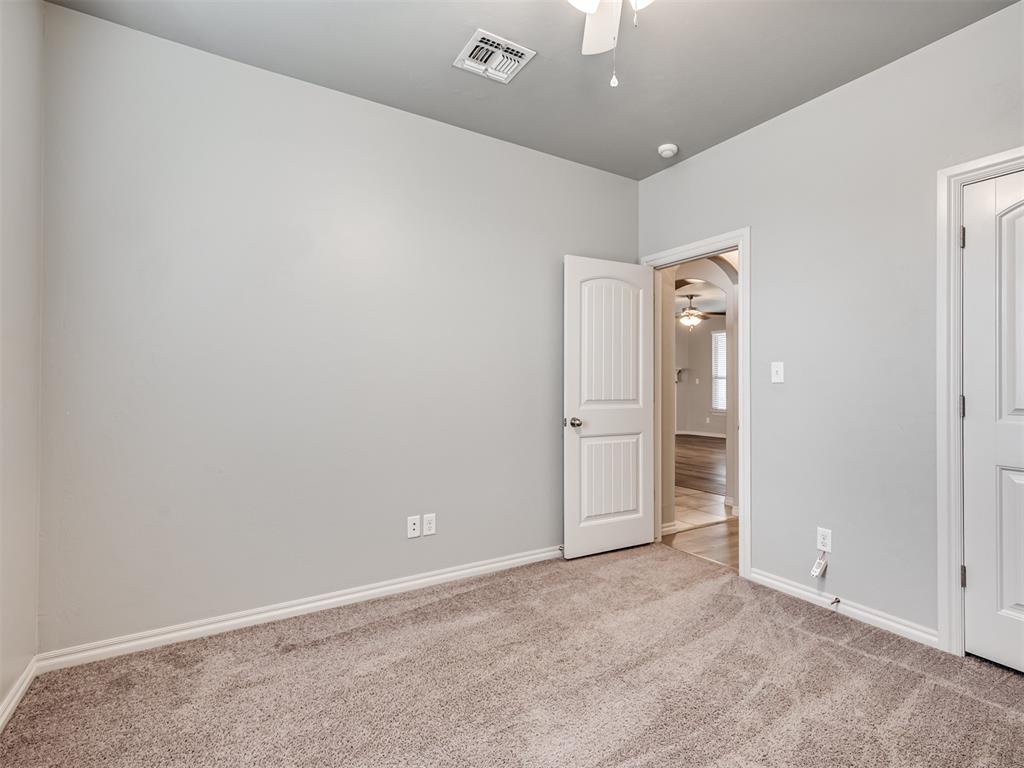 8208 NW 160th Terrace