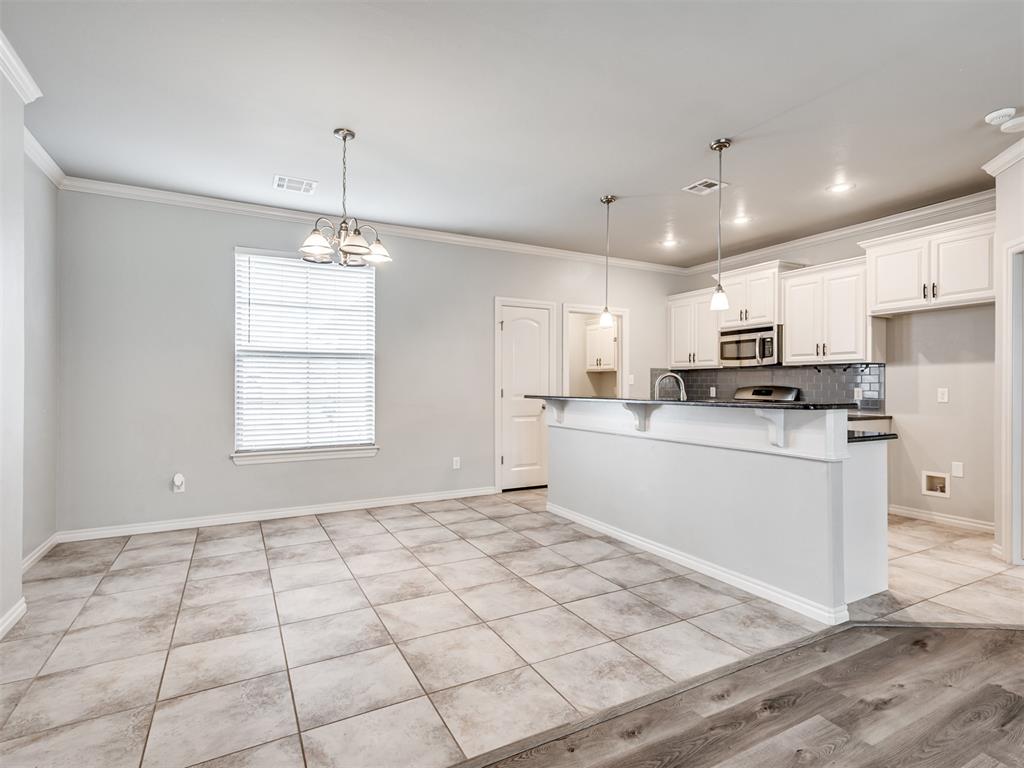 8208 NW 160th Terrace