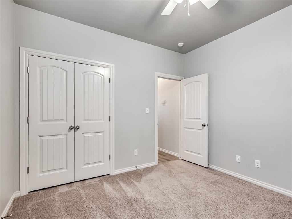 8208 NW 160th Terrace