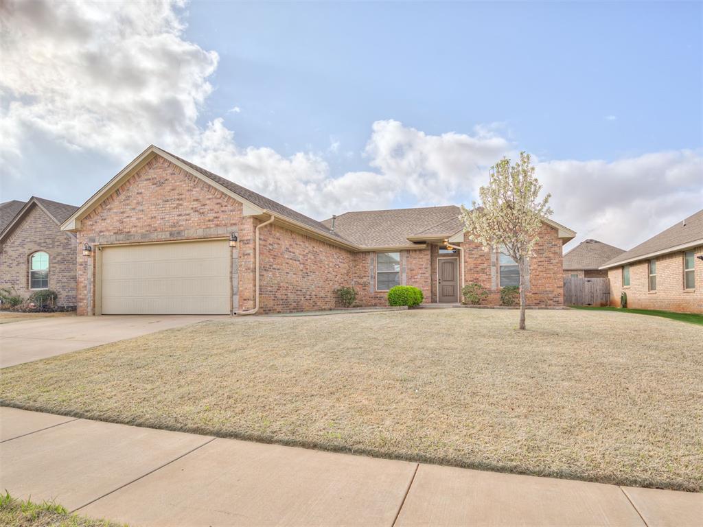 8208 NW 160th Terrace