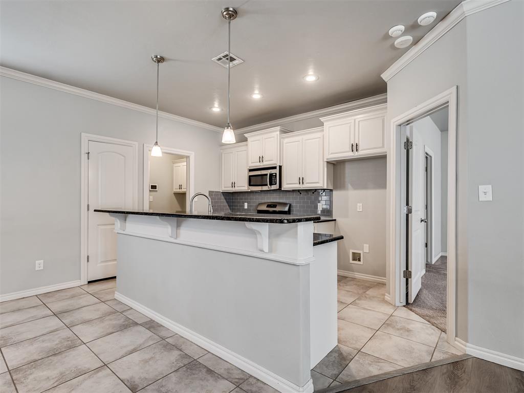 8208 NW 160th Terrace
