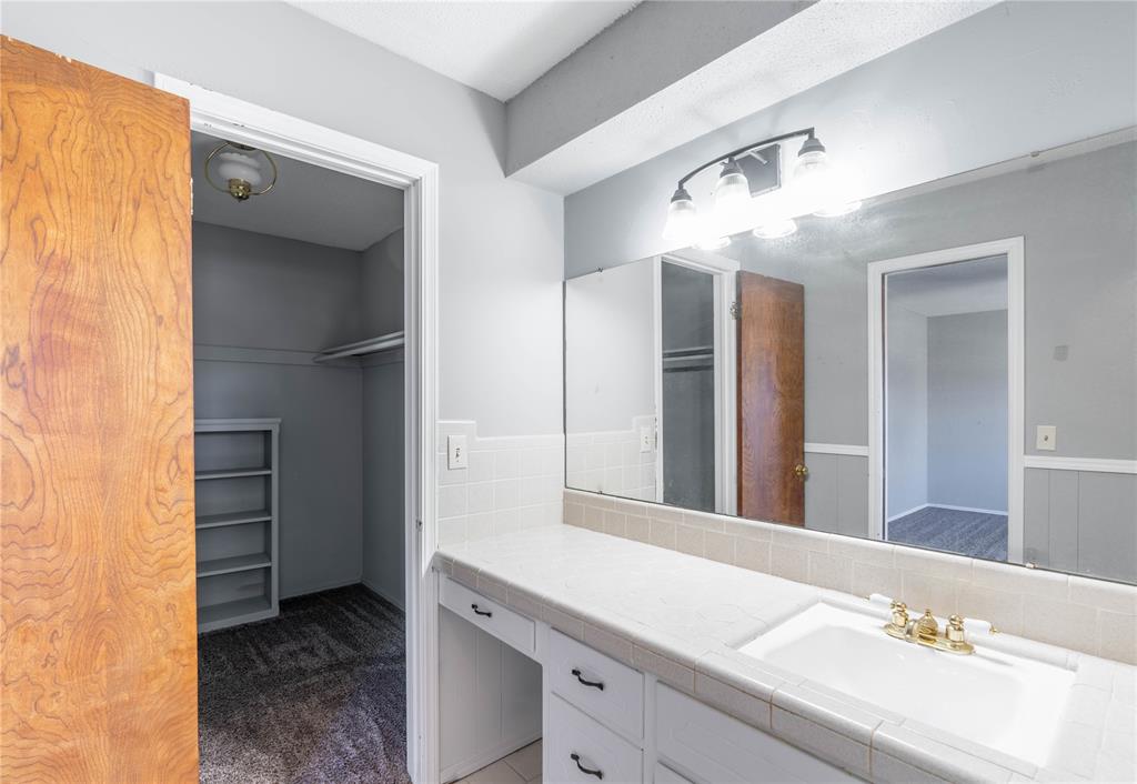 2804 NW 115th Place