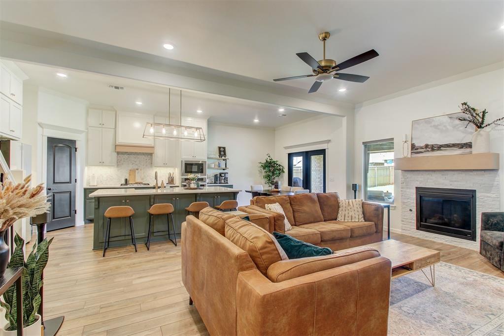 717 Red River Drive