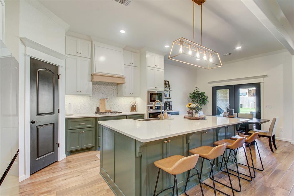 717 Red River Drive