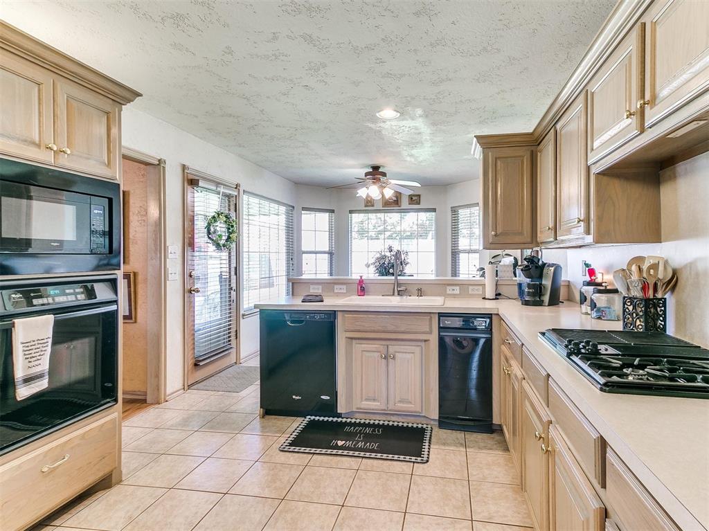 11721 Sundance Mountain Street