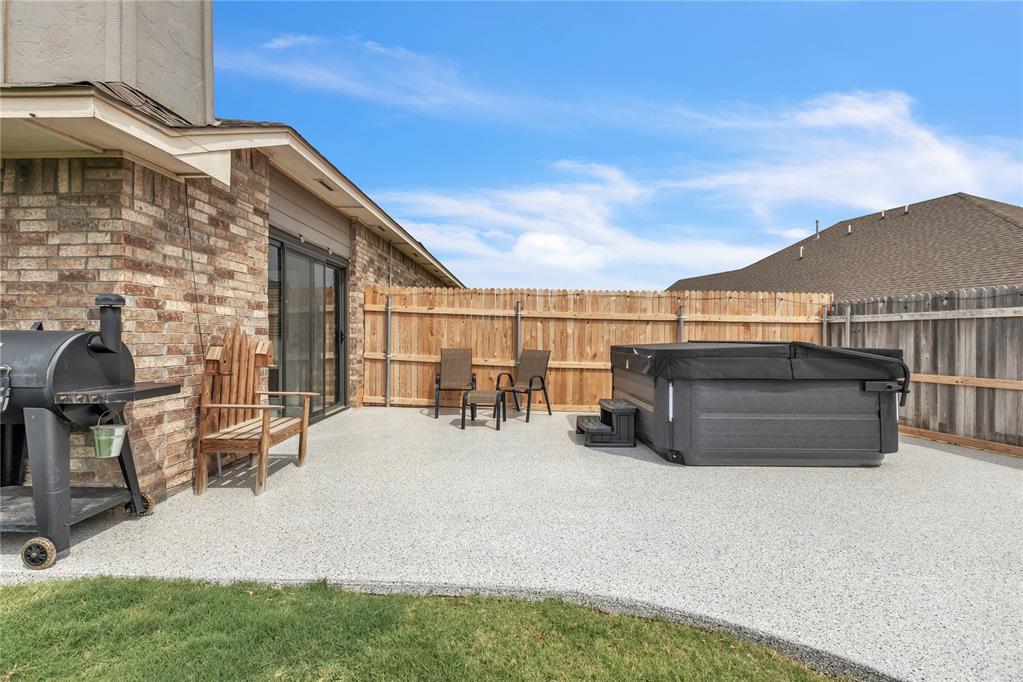 709 Windy Lane