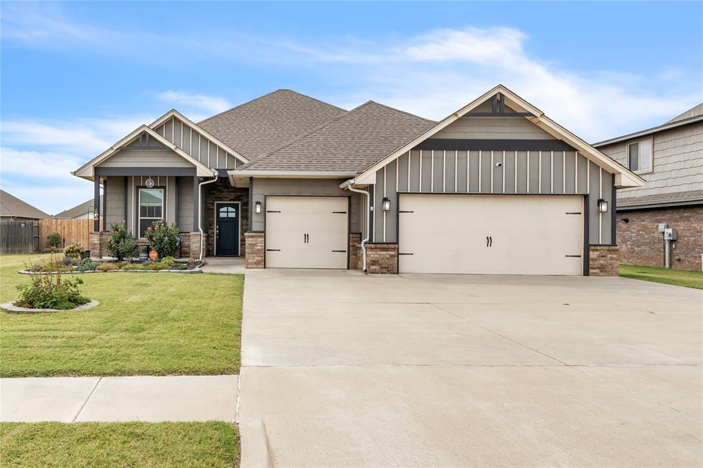 709 Windy Lane