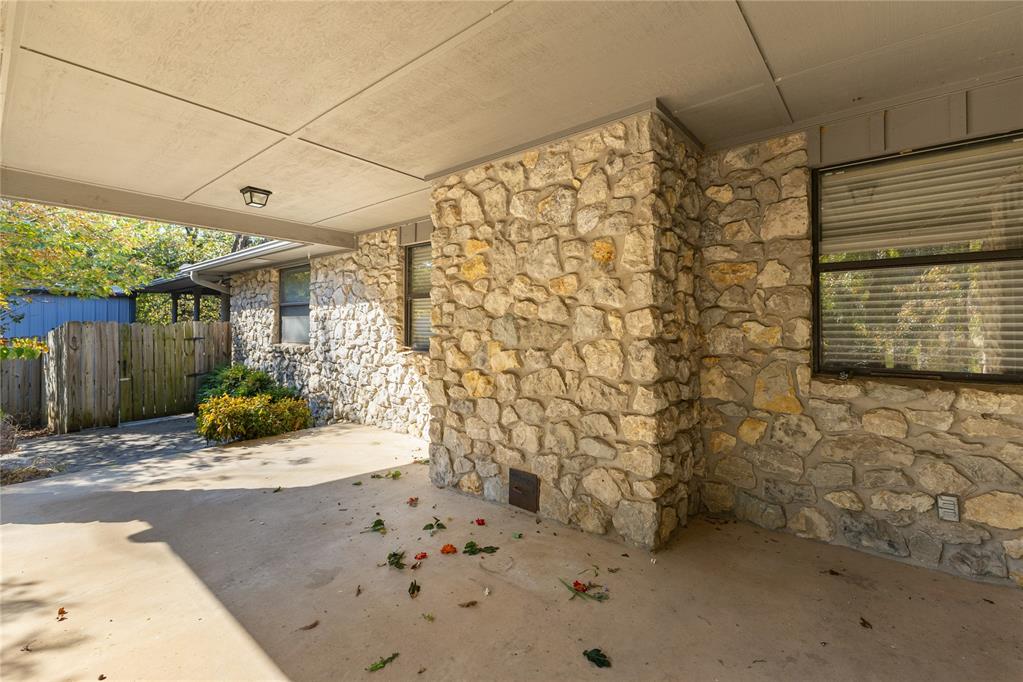 206 S Morrison Drive