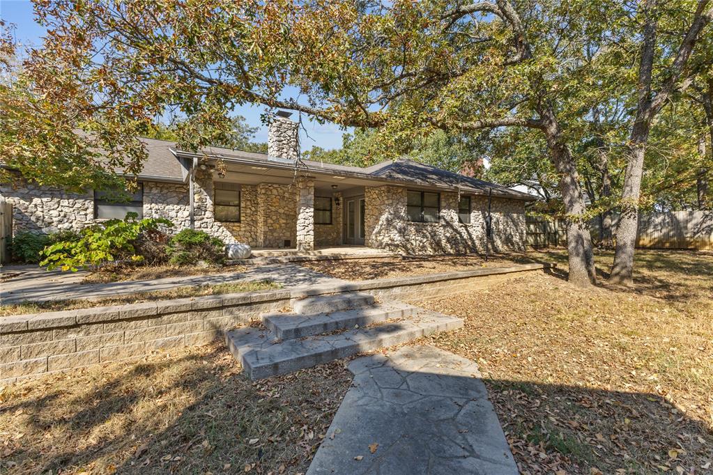 206 S Morrison Drive
