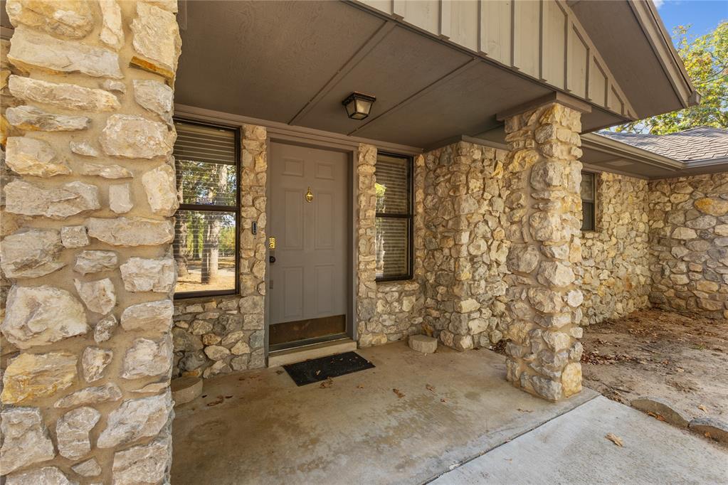 206 S Morrison Drive