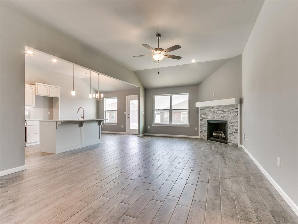 1016 Acacia Creek Drive