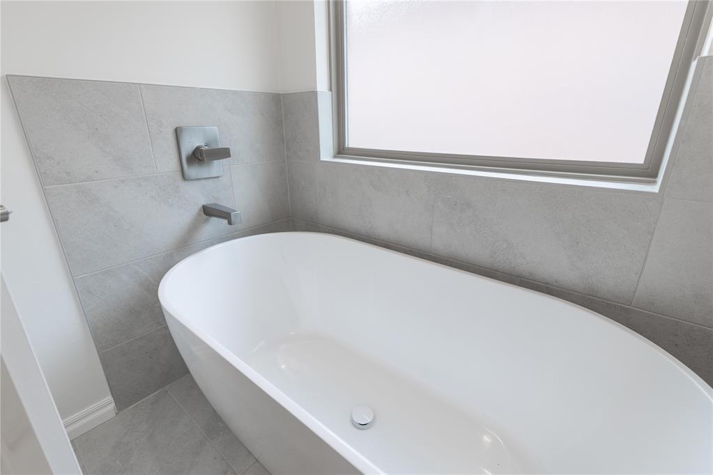 2240 NW 170th Street