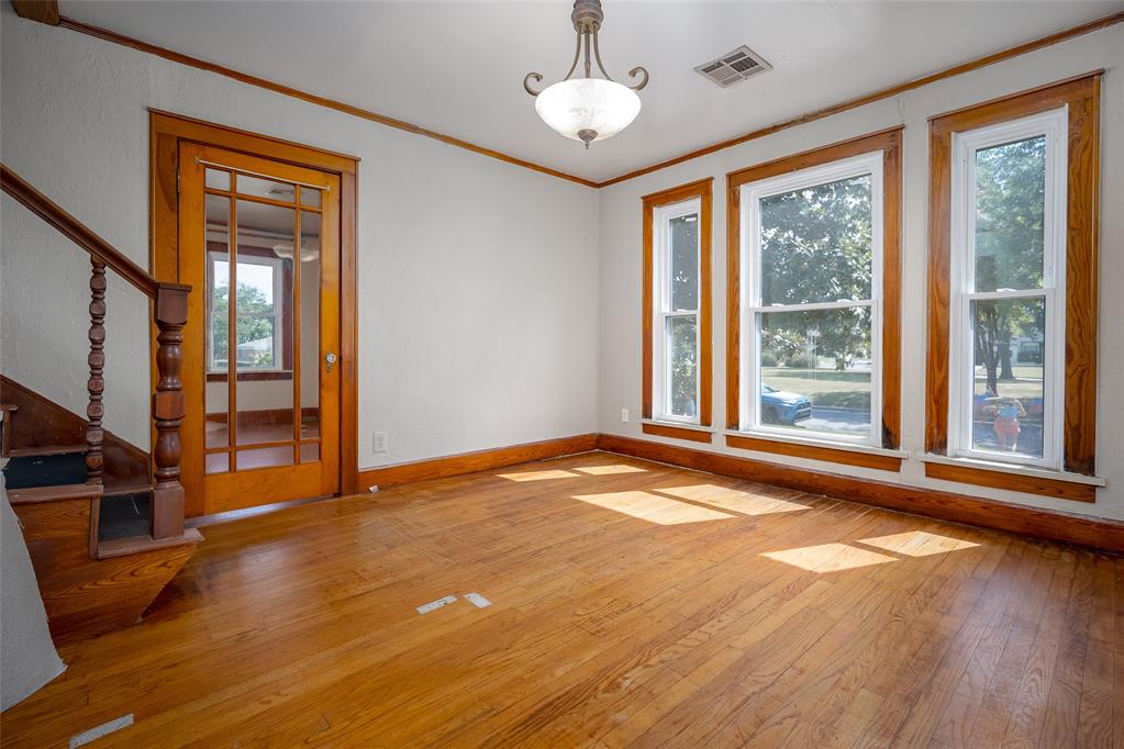 1012 N Chapman Avenue