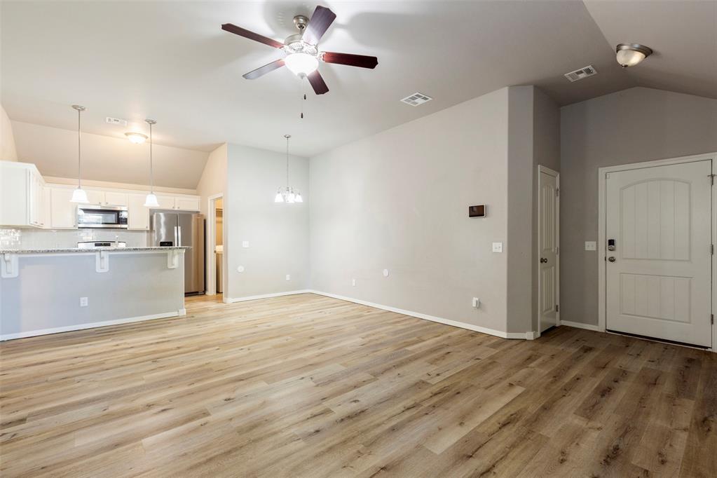 4212 Bonaparte Boulevard