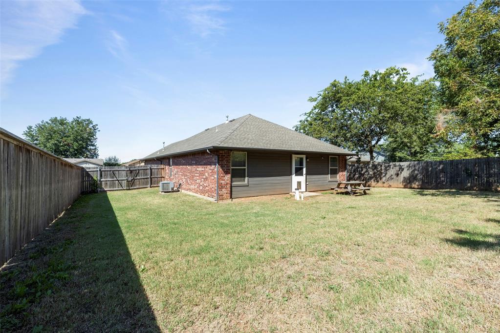 4212 Bonaparte Boulevard