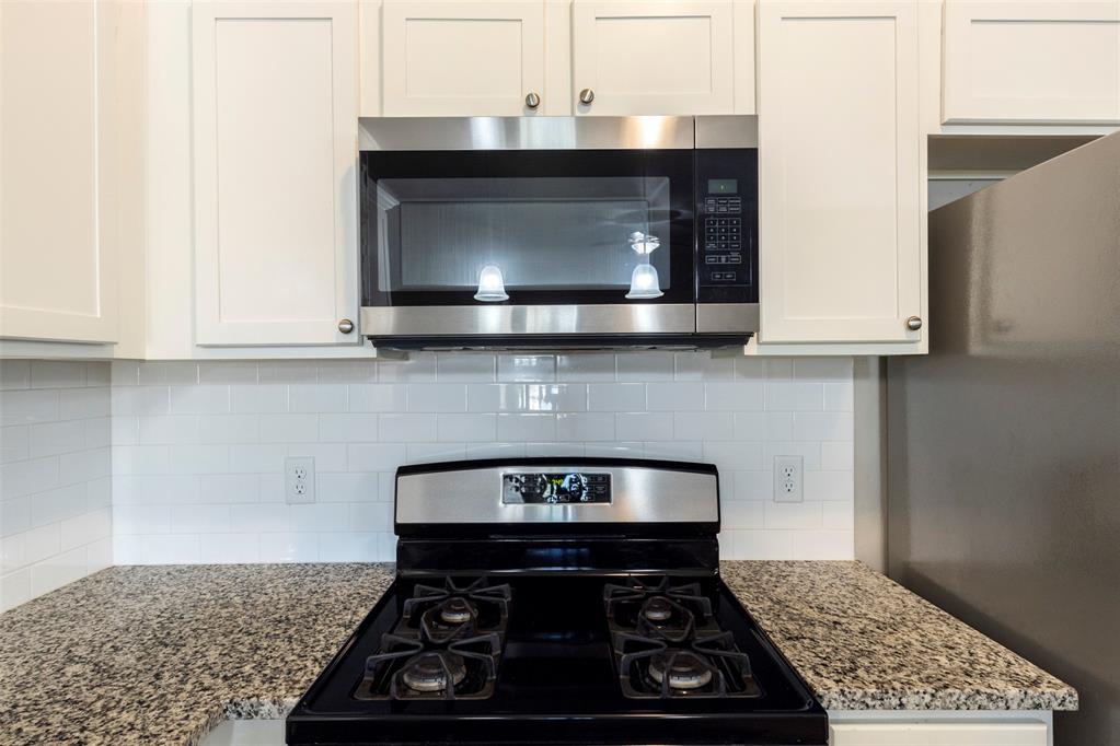 4212 Bonaparte Boulevard