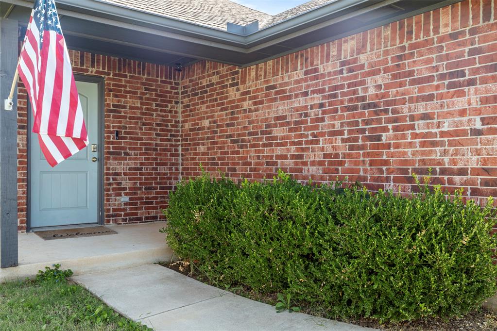 4212 Bonaparte Boulevard