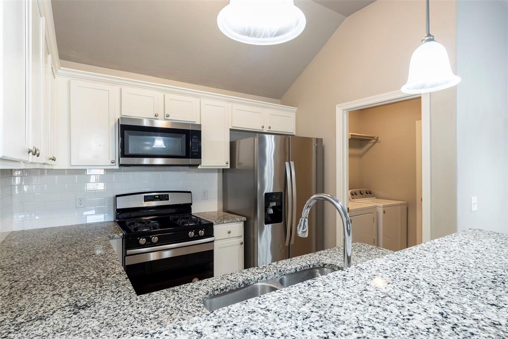 4212 Bonaparte Boulevard