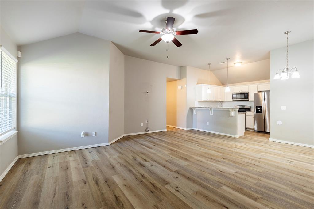 4212 Bonaparte Boulevard