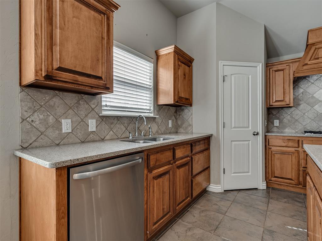 2416 SW 138th Street