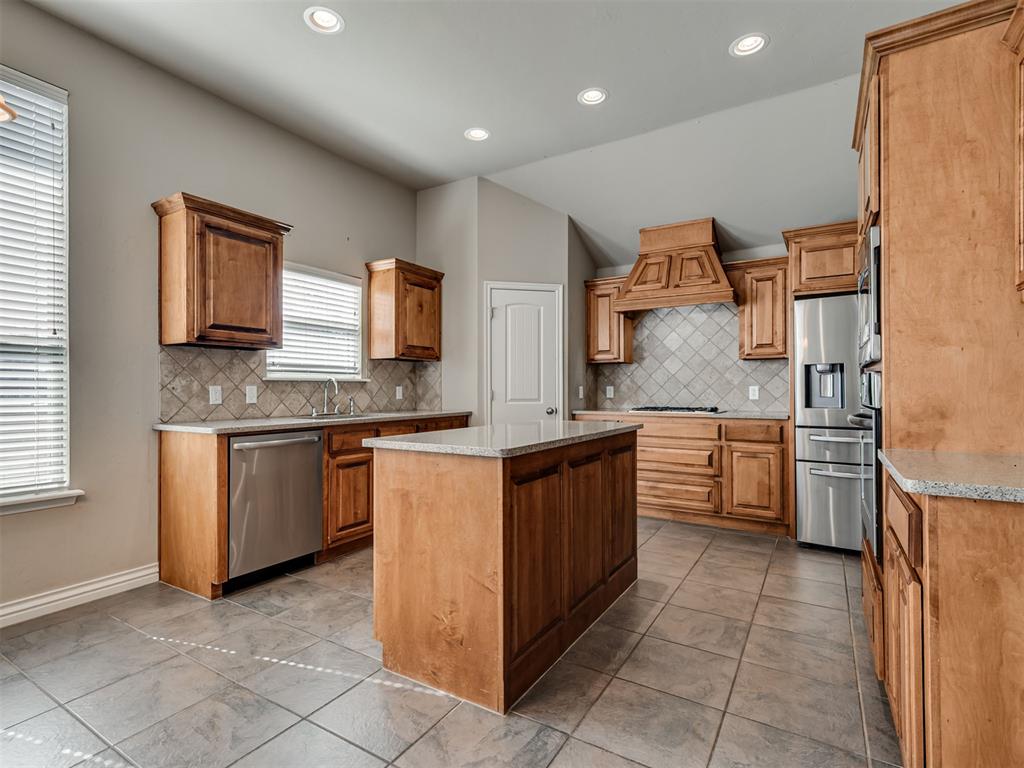 2416 SW 138th Street