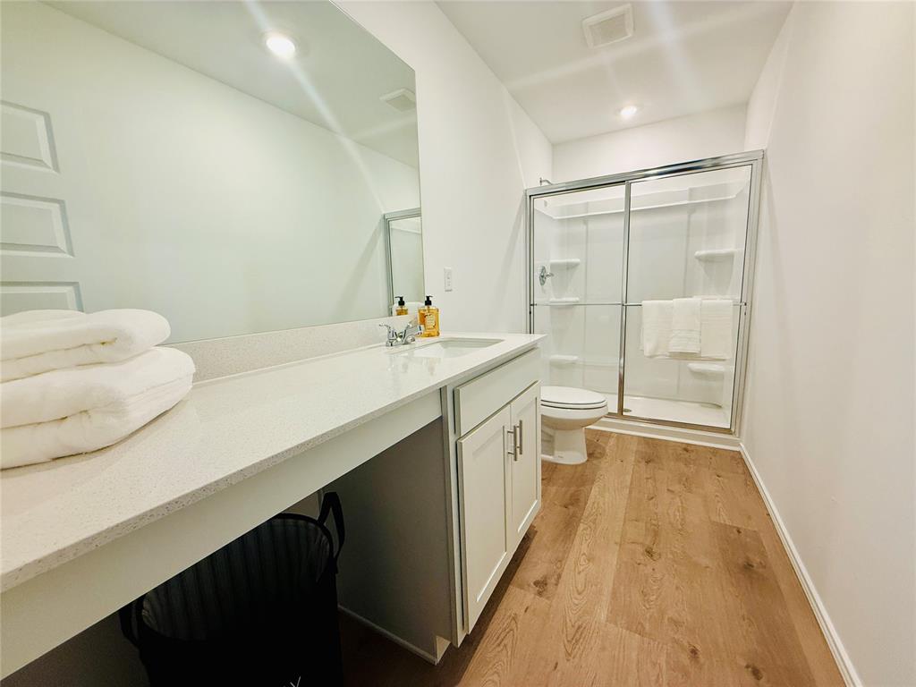 5941 Bradford Pear Lane