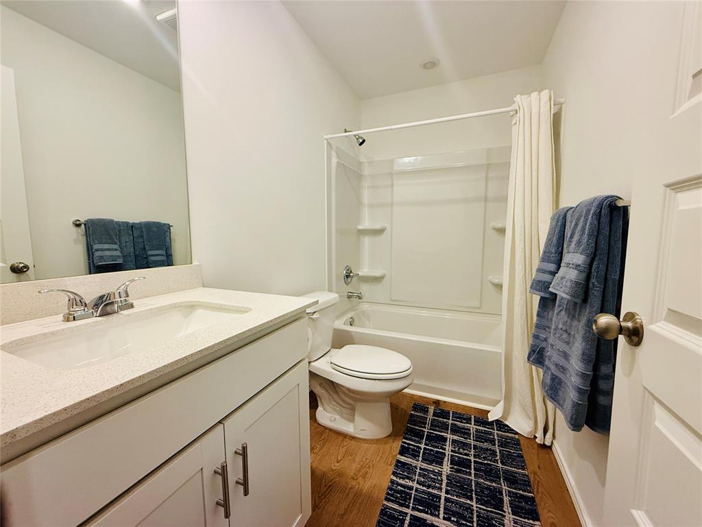 5941 Bradford Pear Lane