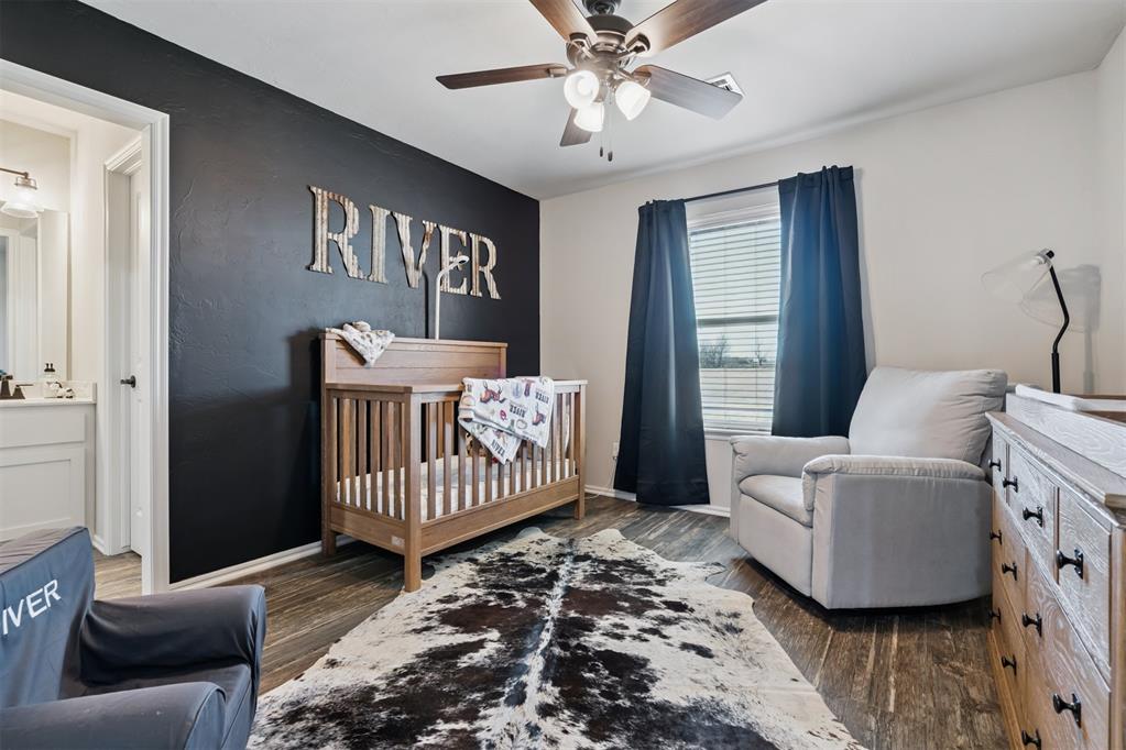 2827 NW Cheyenne Way