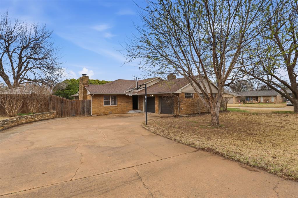 702 Kouba Drive