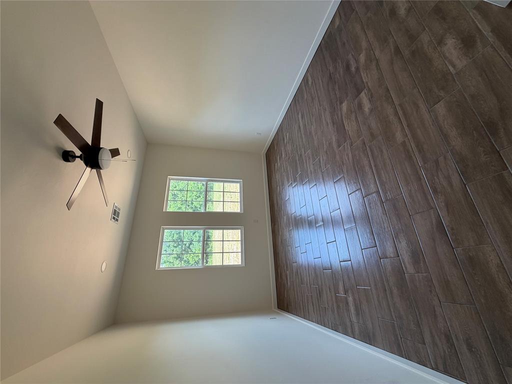 13994 Breezy Lane