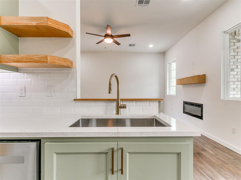 13994 Breezy Lane