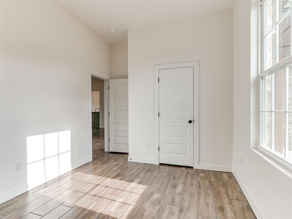 13994 Breezy Lane