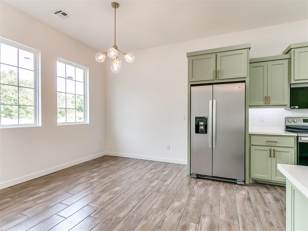 13994 Breezy Lane