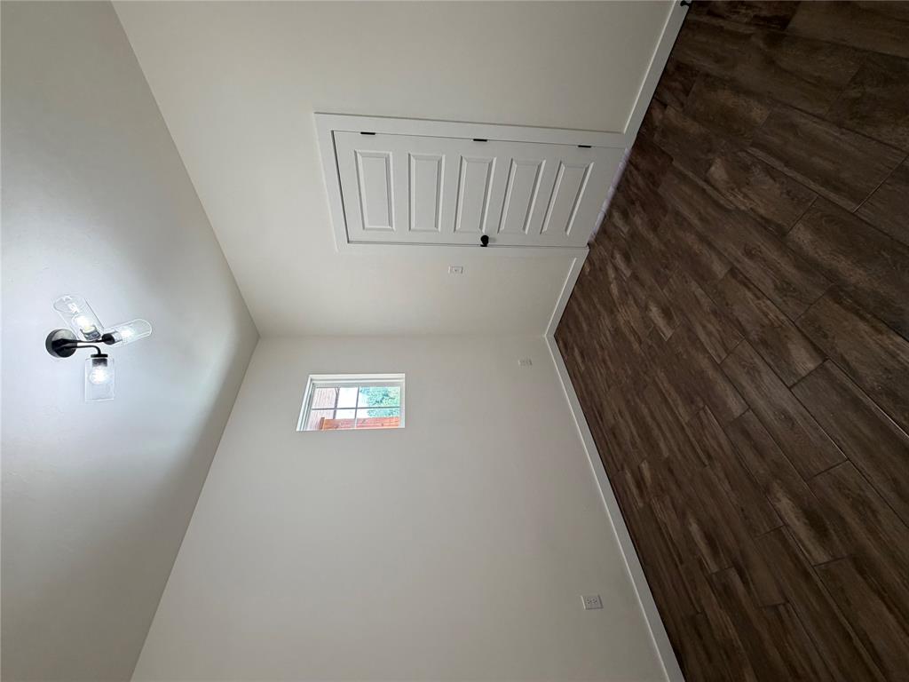 13994 Breezy Lane