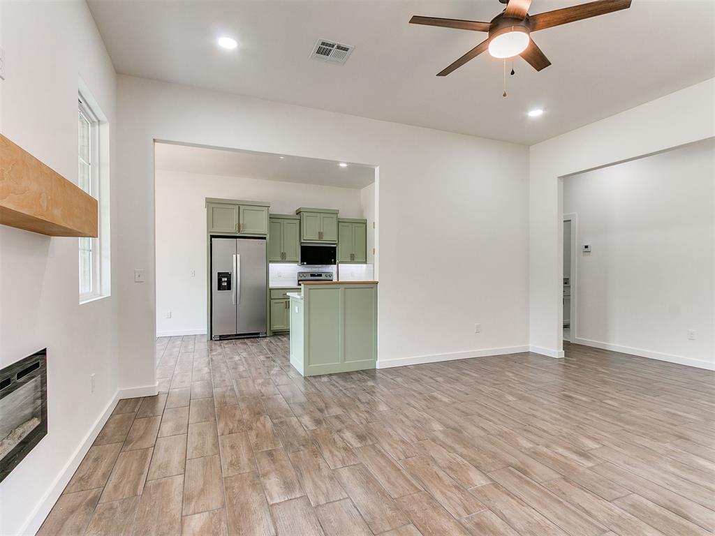 13994 Breezy Lane