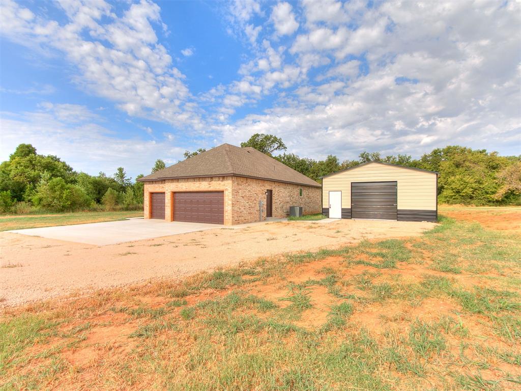 13994 Breezy Lane