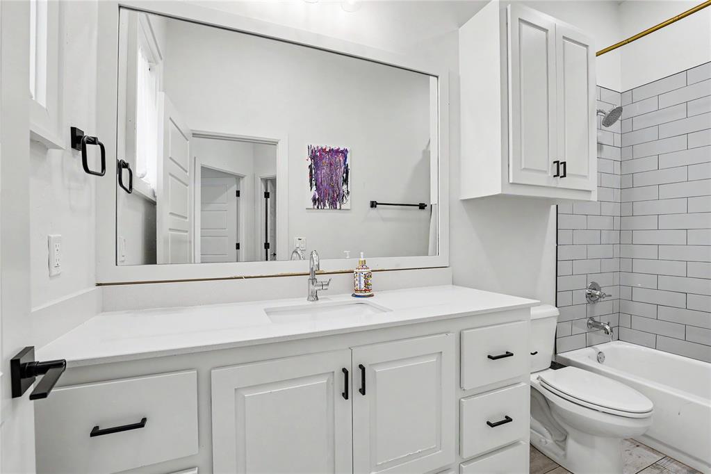 15817 Capri Lane