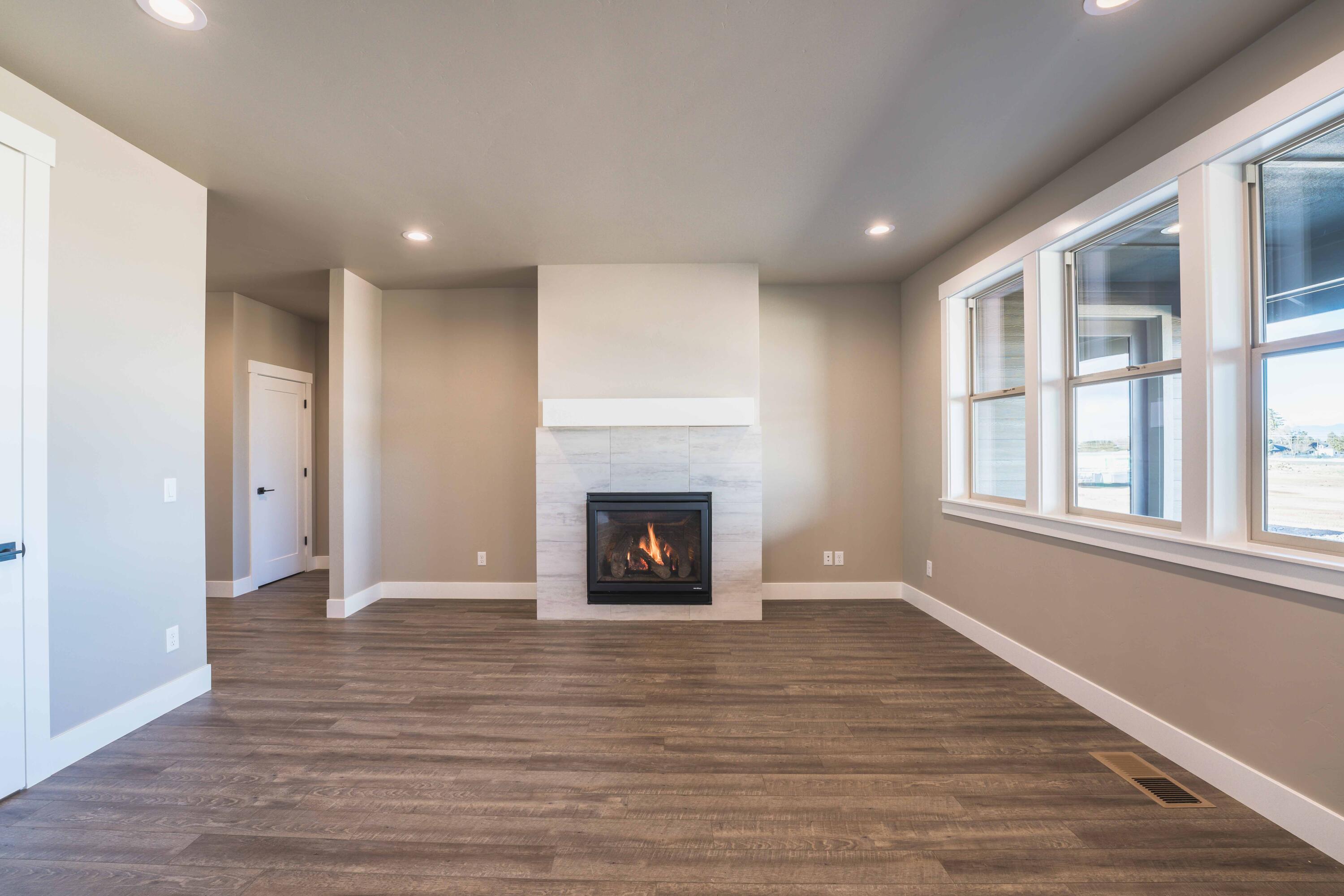 2537 LOT 20 NW Redwood Circle