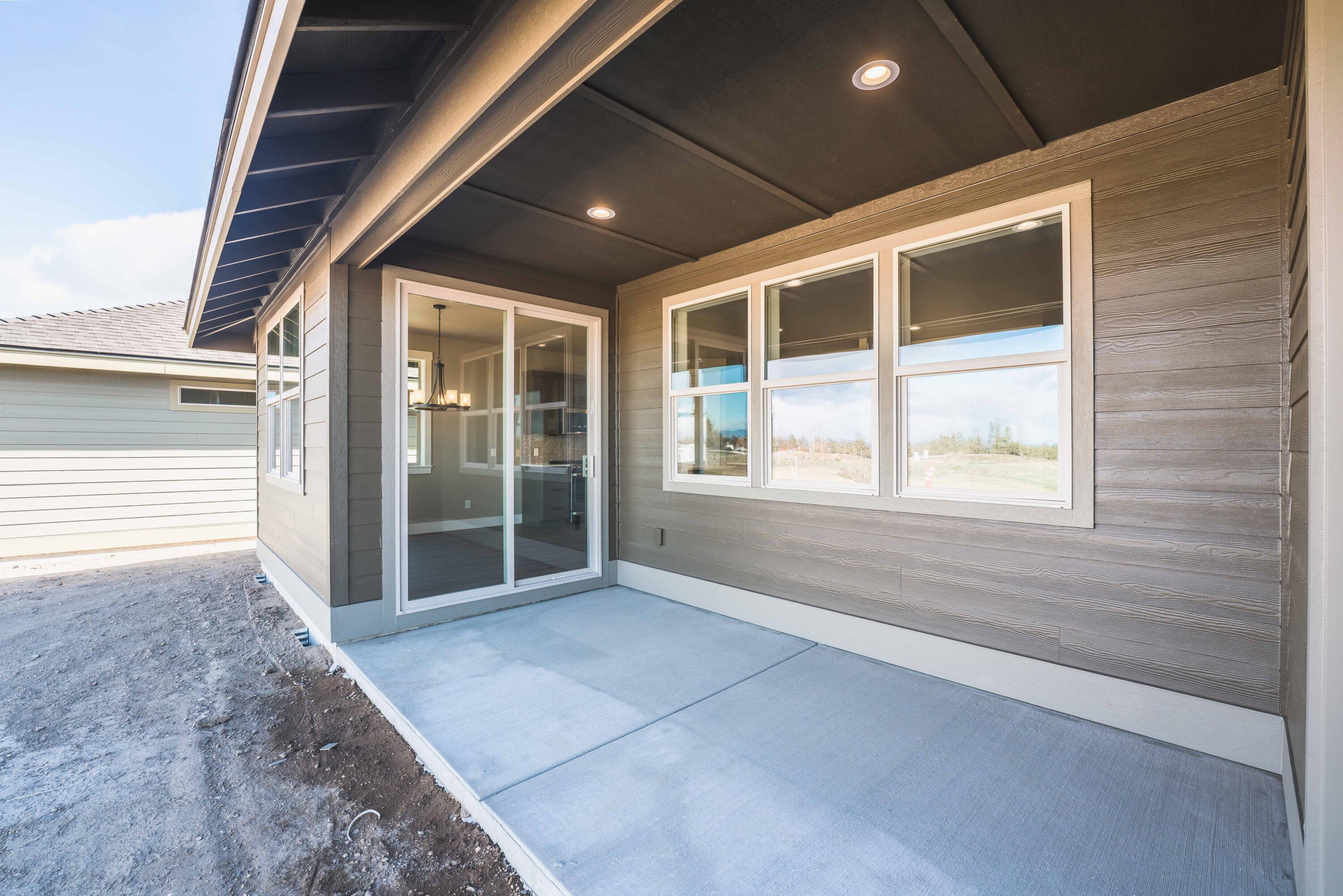 2537 LOT 20 NW Redwood Circle