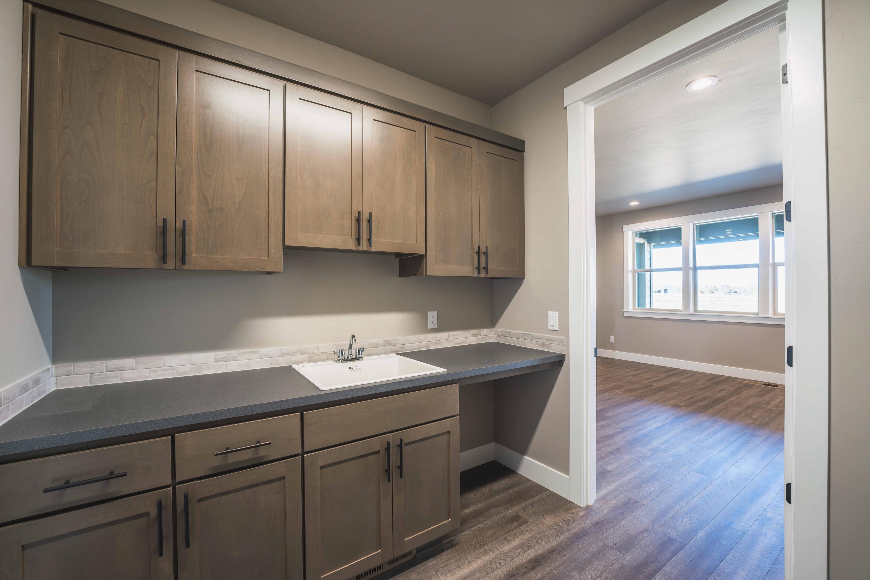 2537 LOT 20 NW Redwood Circle