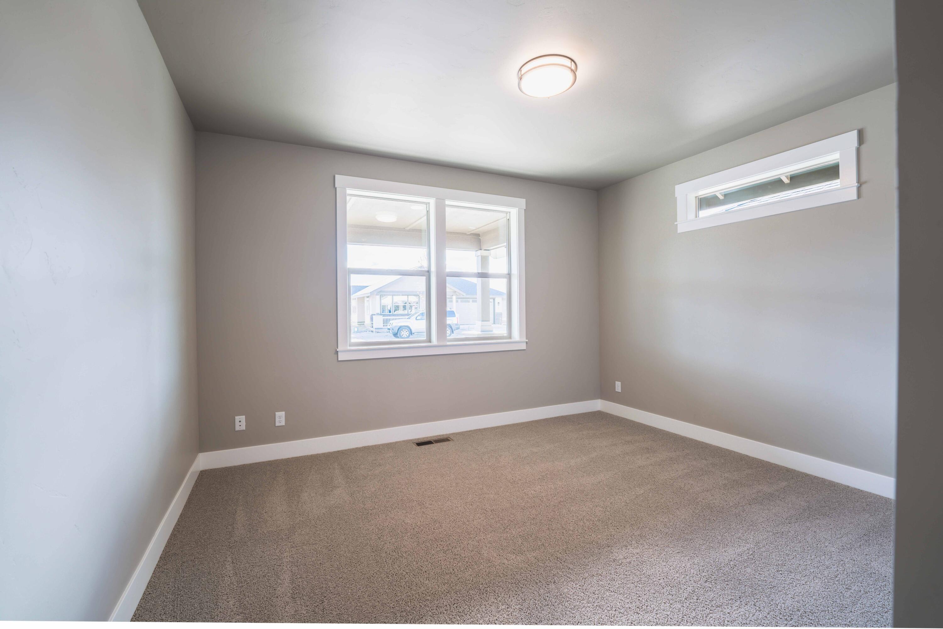 2537 LOT 20 NW Redwood Circle