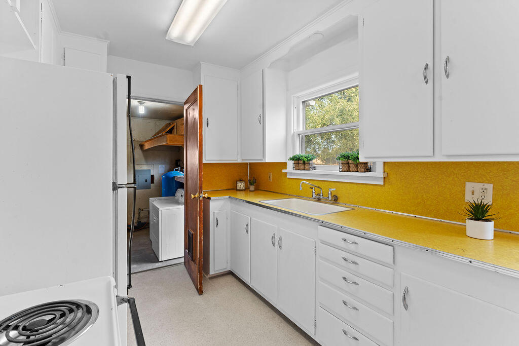 795 SE 7th Street