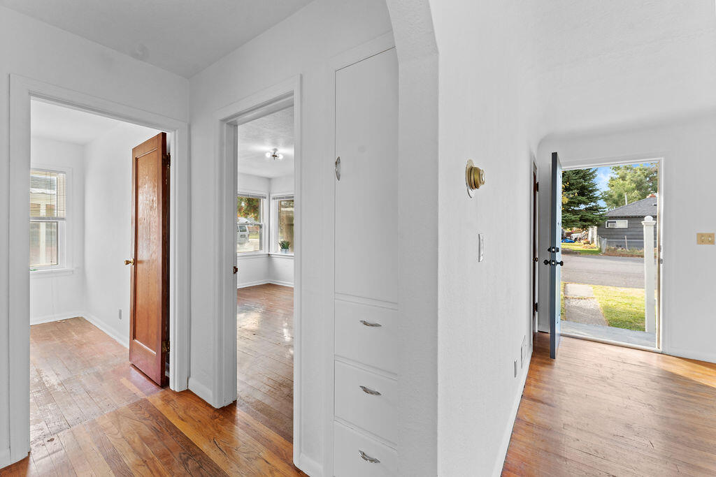 795 SE 7th Street