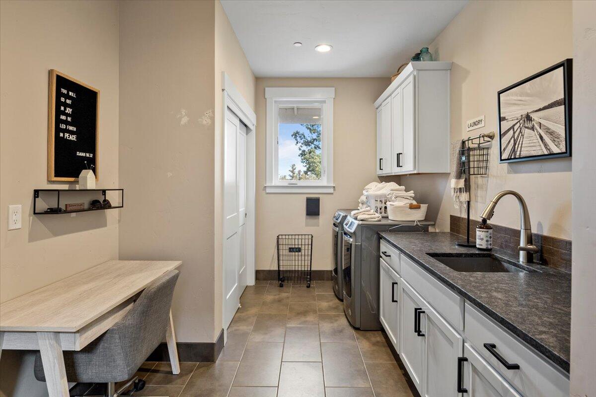 400 NW 89th Street