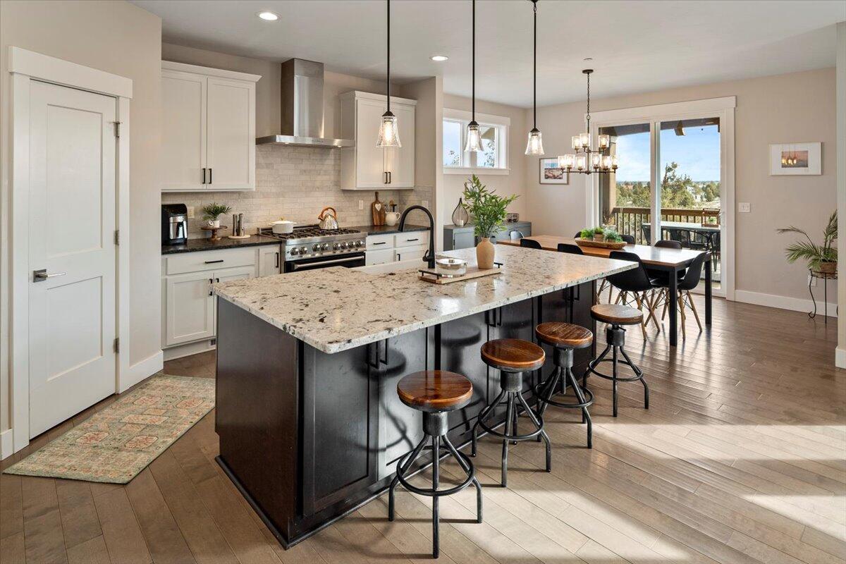 400 NW 89th Street
