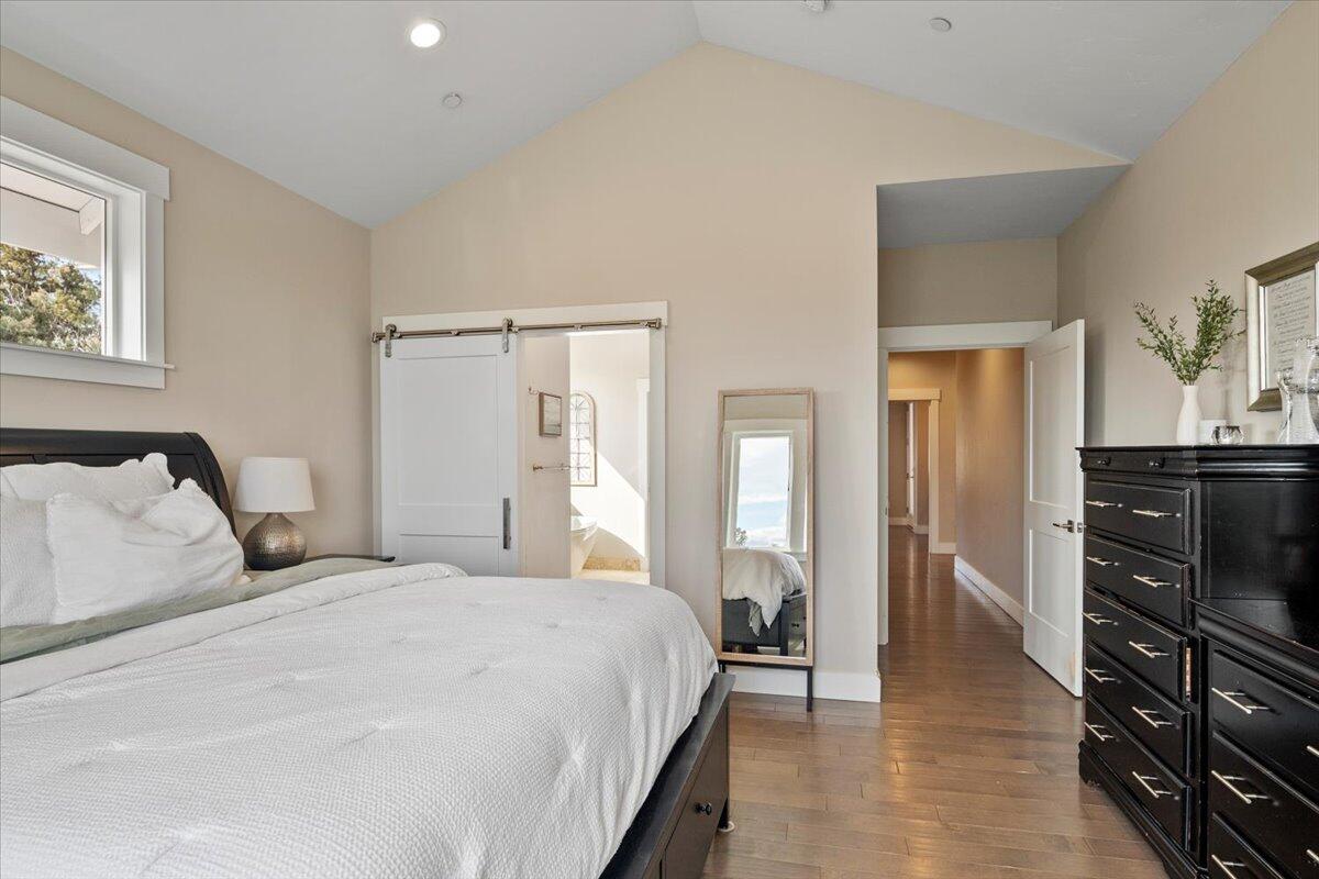 400 NW 89th Street