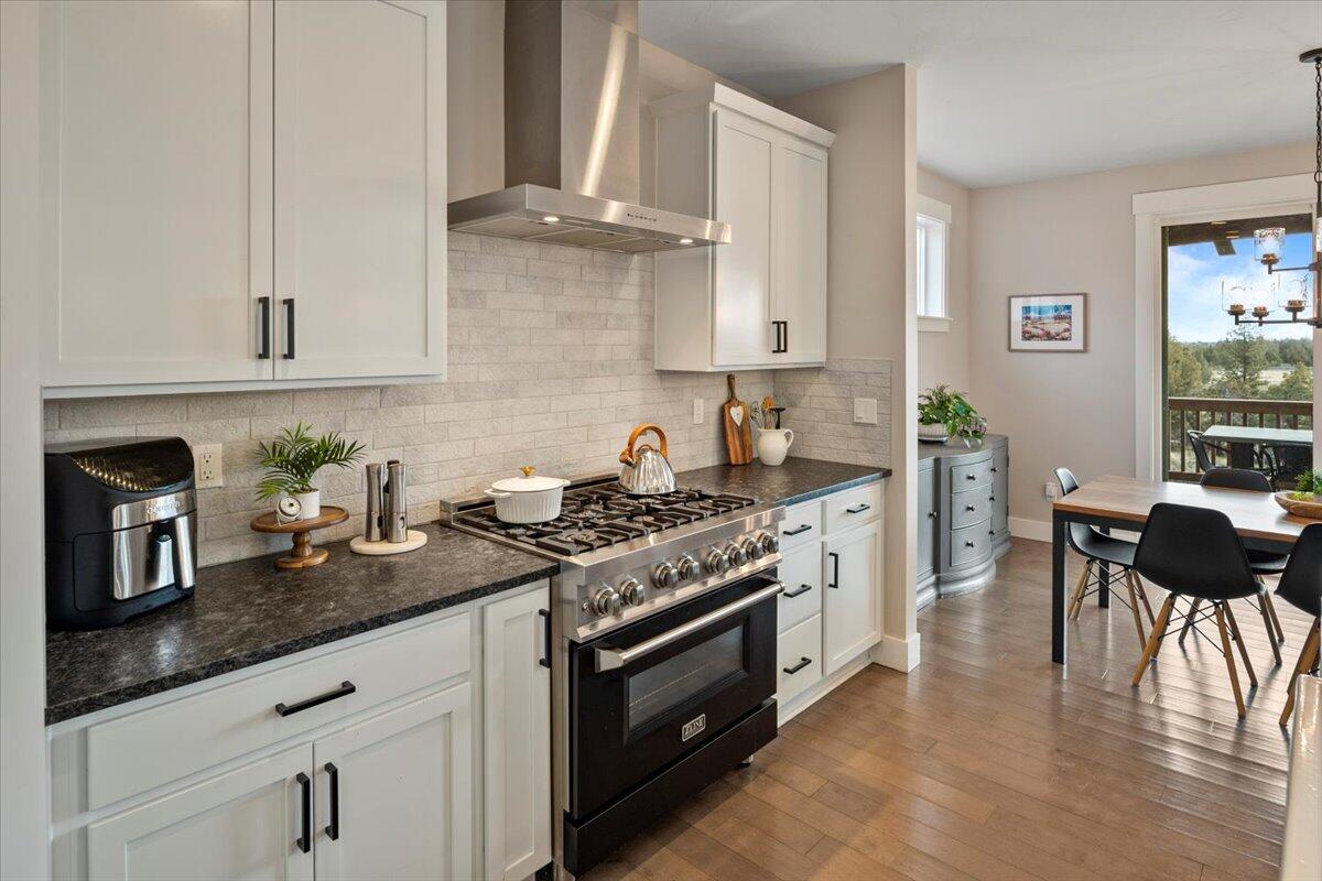 400 NW 89th Street
