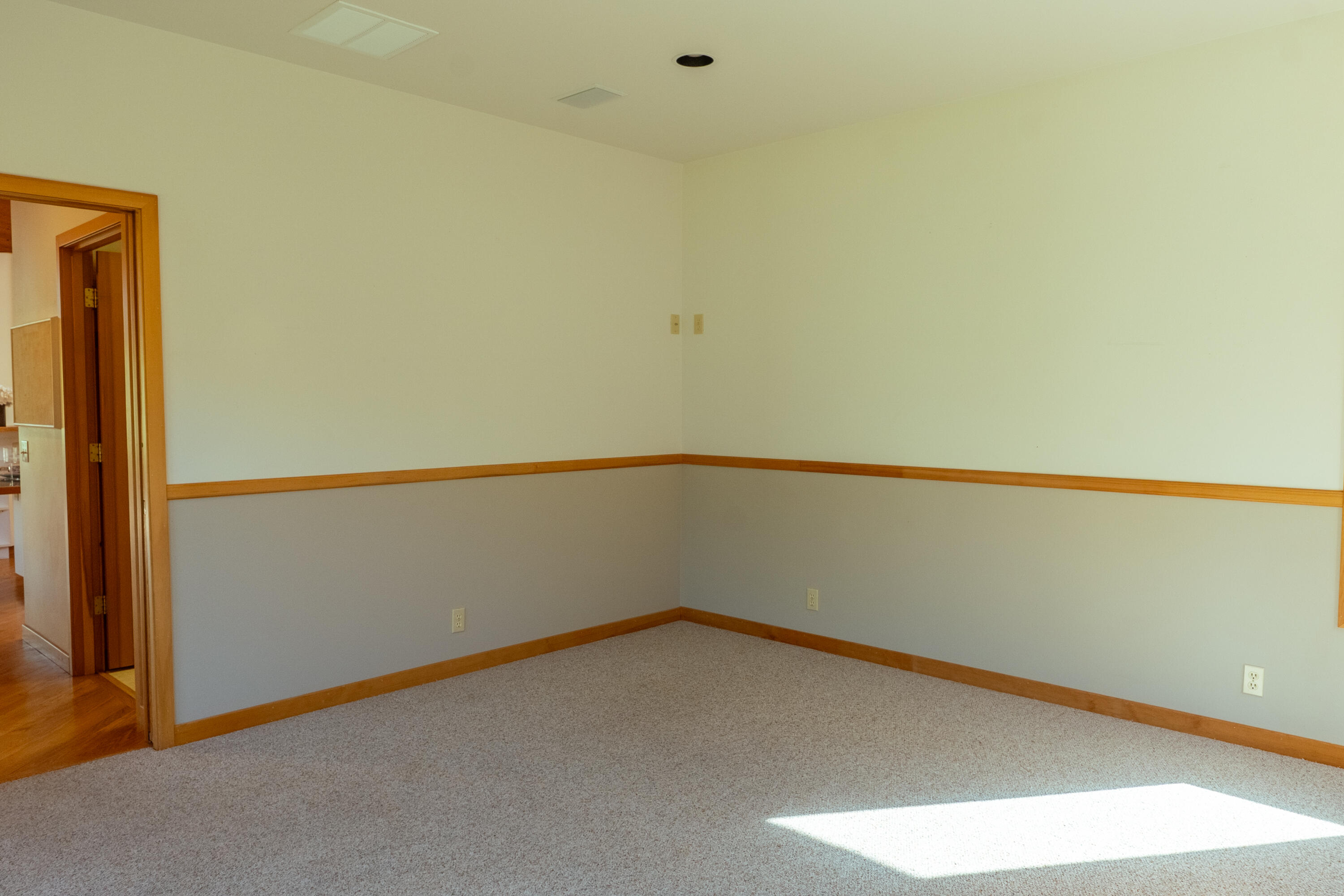 2103 Condor Court