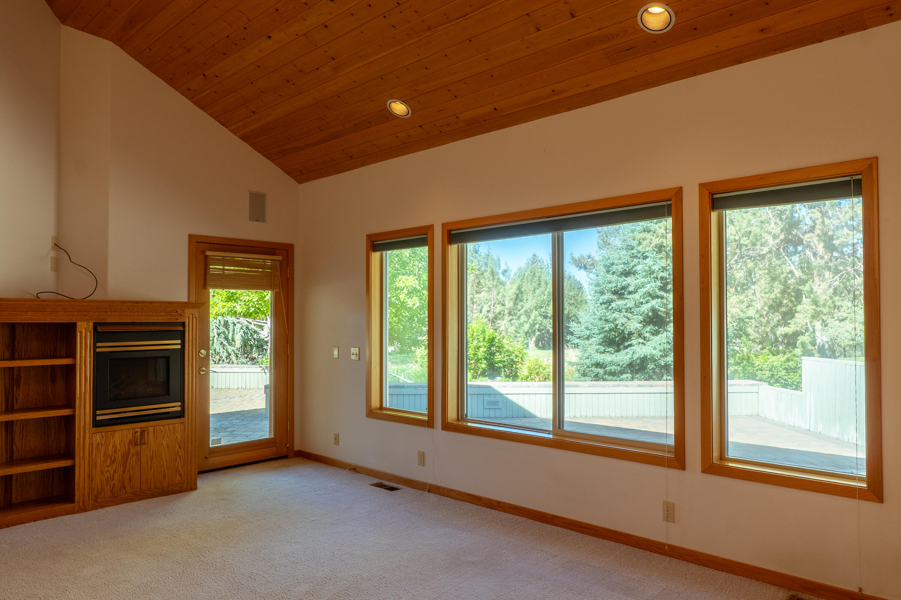 2103 Condor Court