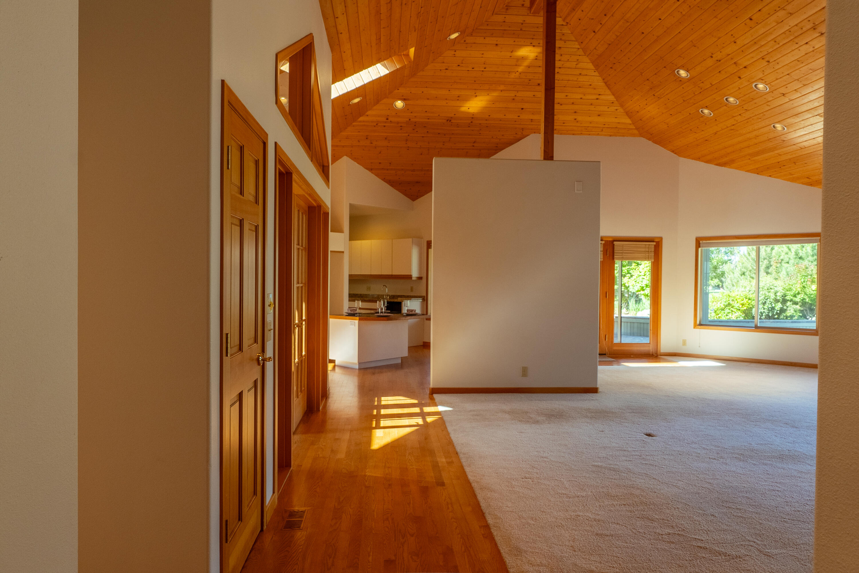 2103 Condor Court